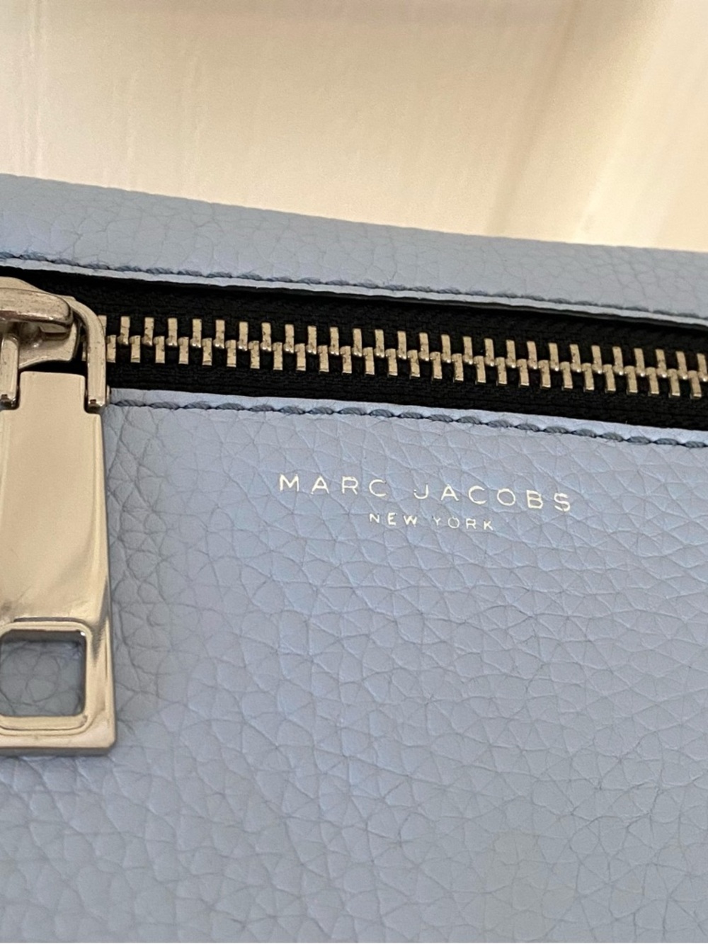 $295 Marc Jacobs Gotham Blue Pebble Leather Adjustable Crossbody Bag Clutch - Picture 4 of 14
